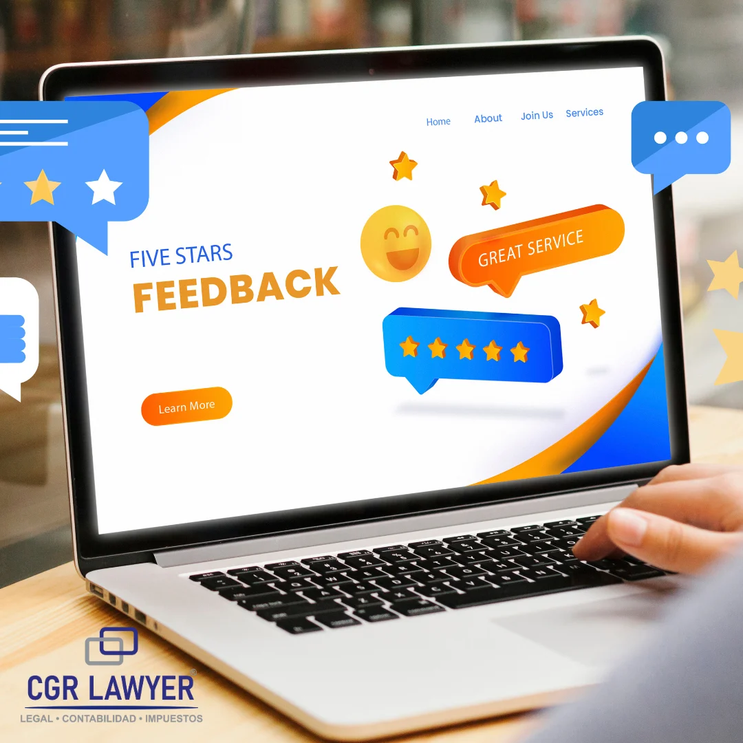 Cliente satisfecho dejando una reseña sobre servicios legales de CGR Lawyer